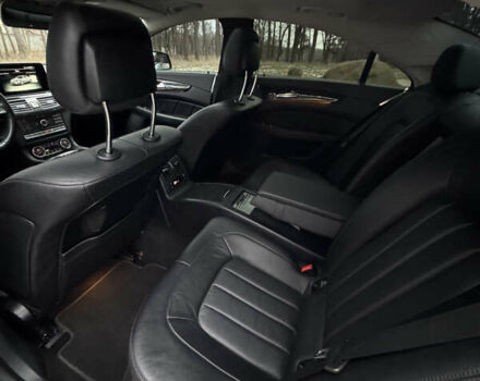 Серый Мерседес ЦЛС-Класс, объемом двигателя 2.99 л и пробегом 230 тыс. км за 30000 $, фото 10 на Automoto.ua