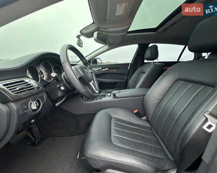 Серый Мерседес ЦЛС-Класс, объемом двигателя 2.1 л и пробегом 92 тыс. км за 22500 $, фото 27 на Automoto.ua