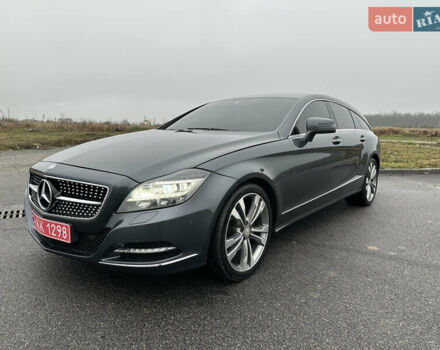 Серый Мерседес ЦЛС-Класс, объемом двигателя 2.1 л и пробегом 92 тыс. км за 22500 $, фото 7 на Automoto.ua