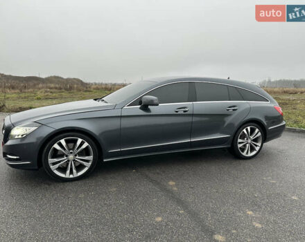 Серый Мерседес ЦЛС-Класс, объемом двигателя 2.1 л и пробегом 92 тыс. км за 22500 $, фото 12 на Automoto.ua