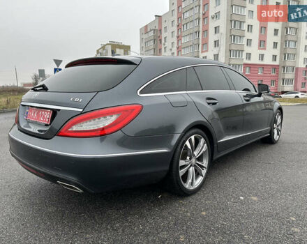 Серый Мерседес ЦЛС-Класс, объемом двигателя 2.1 л и пробегом 92 тыс. км за 22500 $, фото 19 на Automoto.ua