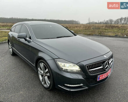Серый Мерседес ЦЛС-Класс, объемом двигателя 2.1 л и пробегом 92 тыс. км за 22500 $, фото 2 на Automoto.ua
