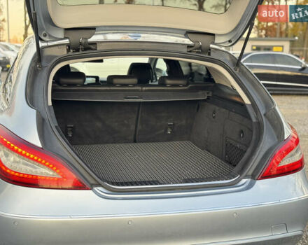 Сірий Мерседес ЦЛС-Клас, об'ємом двигуна 2.14 л та пробігом 199 тис. км за 25000 $, фото 24 на Automoto.ua