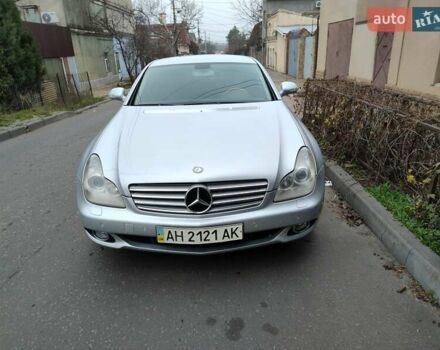 Серый Мерседес ЦЛС-Класс, объемом двигателя 4.97 л и пробегом 240 тыс. км за 10000 $, фото 1 на Automoto.ua
