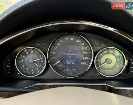 Зелений Мерседес ЦЛС-Клас, об'ємом двигуна 5 л та пробігом 269 тис. км за 10000 $, фото 13 на Automoto.ua