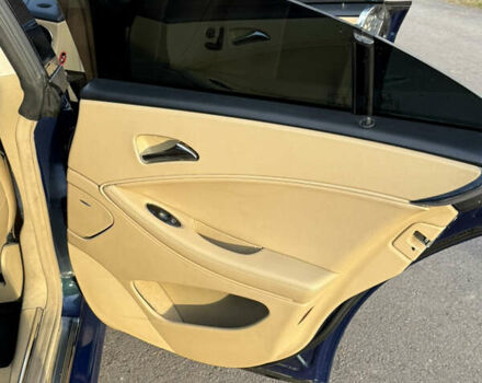 Зелений Мерседес ЦЛС-Клас, об'ємом двигуна 5 л та пробігом 269 тис. км за 10000 $, фото 7 на Automoto.ua