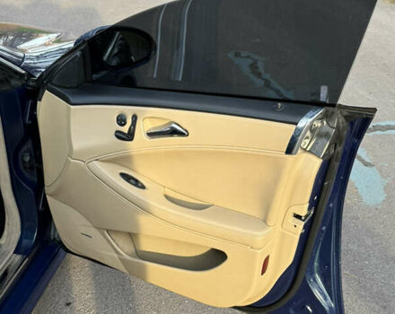 Зелений Мерседес ЦЛС-Клас, об'ємом двигуна 5 л та пробігом 269 тис. км за 10000 $, фото 8 на Automoto.ua