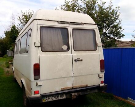 Белый Мерседес Ситан, объемом двигателя 2.3 л и пробегом 0 тыс. км за 1450 $, фото 1 на Automoto.ua