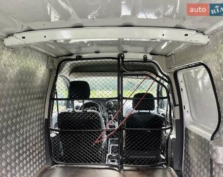 Белый Мерседес Ситан, объемом двигателя 1.46 л и пробегом 140 тыс. км за 8000 $, фото 4 на Automoto.ua