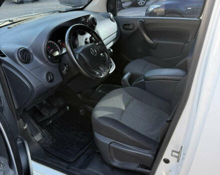 Белый Мерседес Ситан, объемом двигателя 1.46 л и пробегом 277 тыс. км за 10500 $, фото 4 на Automoto.ua