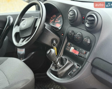 Білий Мерседес Сітан, об'ємом двигуна 1.5 л та пробігом 255 тис. км за 13200 $, фото 30 на Automoto.ua