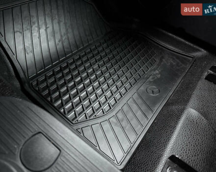 Білий Мерседес Сітан, об'ємом двигуна 1.5 л та пробігом 255 тис. км за 13200 $, фото 57 на Automoto.ua