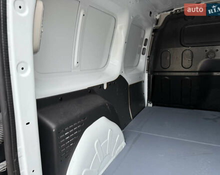 Білий Мерседес Сітан, об'ємом двигуна 1.5 л та пробігом 255 тис. км за 13200 $, фото 42 на Automoto.ua