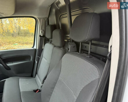 Білий Мерседес Сітан, об'ємом двигуна 1.5 л та пробігом 255 тис. км за 13200 $, фото 53 на Automoto.ua