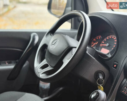 Білий Мерседес Сітан, об'ємом двигуна 1.5 л та пробігом 255 тис. км за 13200 $, фото 33 на Automoto.ua