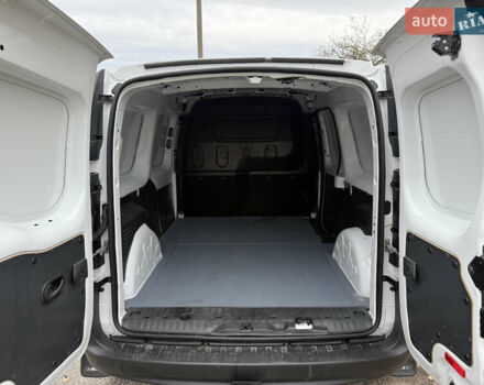 Білий Мерседес Сітан, об'ємом двигуна 1.5 л та пробігом 255 тис. км за 13200 $, фото 8 на Automoto.ua