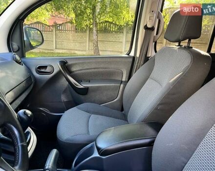 Білий Мерседес Сітан, об'ємом двигуна 1.46 л та пробігом 218 тис. км за 10850 $, фото 30 на Automoto.ua