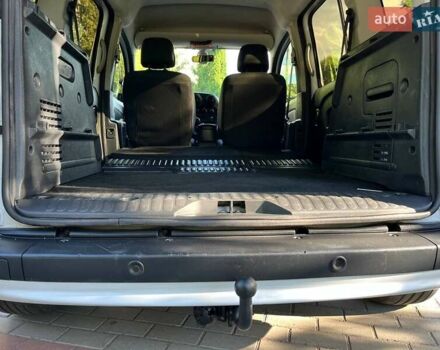 Білий Мерседес Сітан, об'ємом двигуна 1.46 л та пробігом 218 тис. км за 10850 $, фото 44 на Automoto.ua