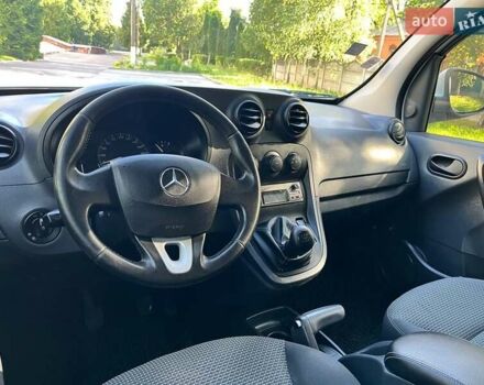 Білий Мерседес Сітан, об'ємом двигуна 1.46 л та пробігом 218 тис. км за 10850 $, фото 24 на Automoto.ua