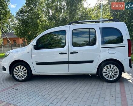 Білий Мерседес Сітан, об'ємом двигуна 1.46 л та пробігом 218 тис. км за 10850 $, фото 4 на Automoto.ua