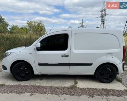 Белый Мерседес Ситан, объемом двигателя 1.46 л и пробегом 390 тыс. км за 6500 $, фото 5 на Automoto.ua