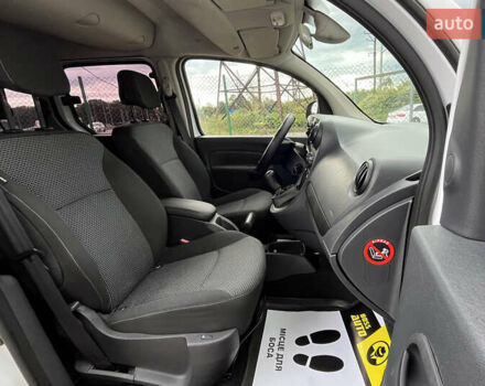 Білий Мерседес Сітан, об'ємом двигуна 1.46 л та пробігом 260 тис. км за 8700 $, фото 16 на Automoto.ua