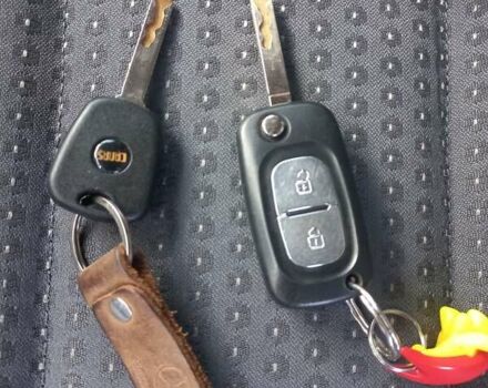 Мерседес Ситан 2014 в Сумах на Automoto.ua Белый Мерседес Ситан, объемом двигателя 1.46 л и пробегом 204 тыс. км за 9700 $, фото 12 на Automoto.ua