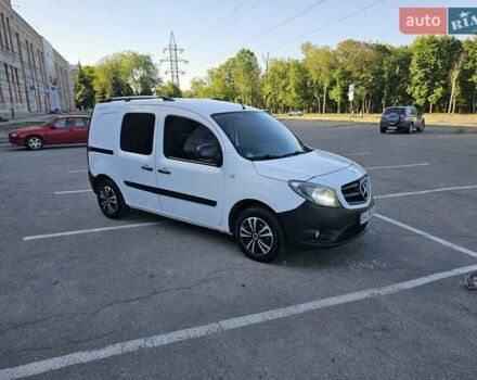 Мерседес Ситан 2015 в Днепре (Днепропетровске) на Automoto.ua Белый Мерседес Ситан, объемом двигателя 1.46 л и пробегом 212 тыс. км за 8900 $, фото 8 на Automoto.ua