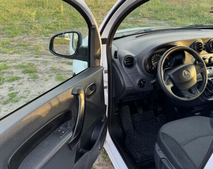Білий Мерседес Сітан, об'ємом двигуна 1.46 л та пробігом 156 тис. км за 10500 $, фото 17 на Automoto.ua