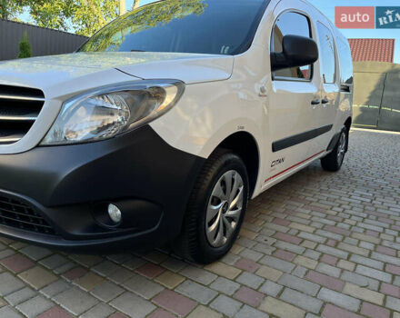 Белый Мерседес Ситан, объемом двигателя 1.5 л и пробегом 187 тыс. км за 11500 $, фото 1 на Automoto.ua