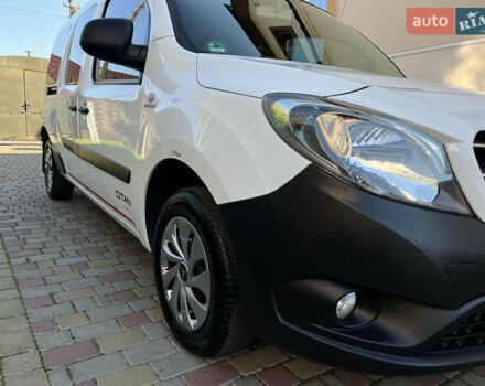 Белый Мерседес Ситан, объемом двигателя 1.5 л и пробегом 187 тыс. км за 11500 $, фото 4 на Automoto.ua