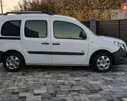 Білий Мерседес Сітан, об'ємом двигуна 1.5 л та пробігом 240 тис. км за 11100 $, фото 11 на Automoto.ua