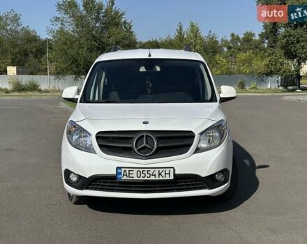Білий Мерседес Сітан, об'ємом двигуна 1.46 л та пробігом 200 тис. км за 9300 $, фото 10 на Automoto.ua