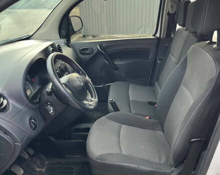 Белый Мерседес Ситан, объемом двигателя 1.46 л и пробегом 192 тыс. км за 11500 $, фото 4 на Automoto.ua