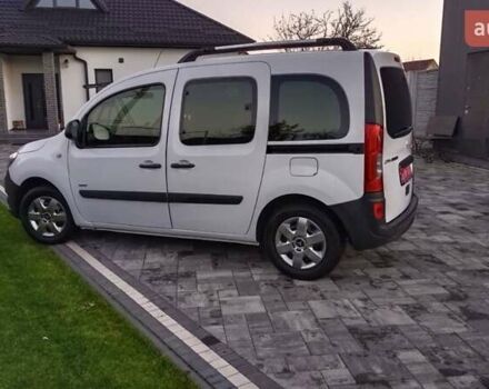 Білий Мерседес Сітан, об'ємом двигуна 1.5 л та пробігом 240 тис. км за 11100 $, фото 5 на Automoto.ua