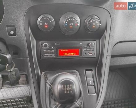 Білий Мерседес Сітан, об'ємом двигуна 1.46 л та пробігом 214 тис. км за 10987 $, фото 21 на Automoto.ua