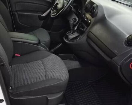 Білий Мерседес Сітан, об'ємом двигуна 1.5 л та пробігом 240 тис. км за 11100 $, фото 32 на Automoto.ua