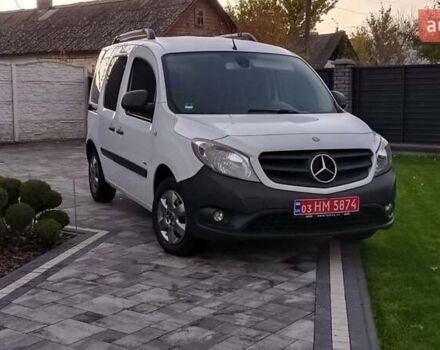 Білий Мерседес Сітан, об'ємом двигуна 1.5 л та пробігом 240 тис. км за 11100 $, фото 3 на Automoto.ua