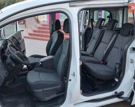 Мерседес Ситан 2017 в Луцке на Automoto.ua Белый Мерседес Ситан, объемом двигателя 1.5 л и пробегом 231 тыс. км за 11300 $, фото 26 на Automoto.ua