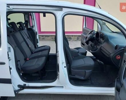 Мерседес Ситан 2017 в Луцке на Automoto.ua Белый Мерседес Ситан, объемом двигателя 1.5 л и пробегом 231 тыс. км за 11300 $, фото 9 на Automoto.ua