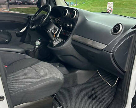 Белый Мерседес Ситан, объемом двигателя 1.46 л и пробегом 257 тыс. км за 9900 $, фото 11 на Automoto.ua