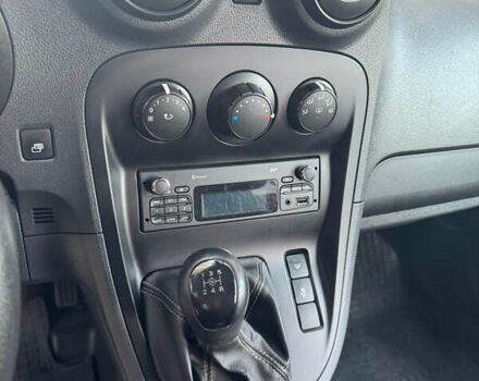 Белый Мерседес Ситан, объемом двигателя 1.46 л и пробегом 160 тыс. км за 11500 $, фото 6 на Automoto.ua