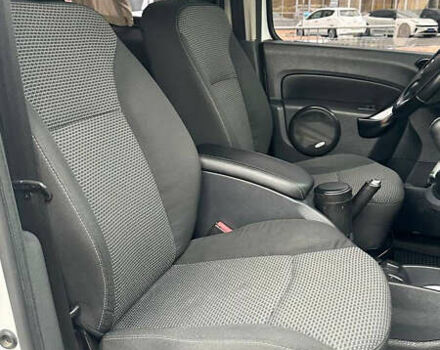 Белый Мерседес Ситан, объемом двигателя 1.46 л и пробегом 257 тыс. км за 9900 $, фото 12 на Automoto.ua