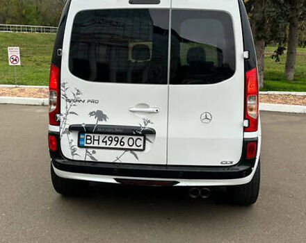 Белый Мерседес Ситан, объемом двигателя 1.46 л и пробегом 257 тыс. км за 9900 $, фото 5 на Automoto.ua