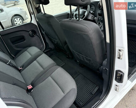 Белый Мерседес Ситан, объемом двигателя 1.5 л и пробегом 127 тыс. км за 13999 $, фото 51 на Automoto.ua