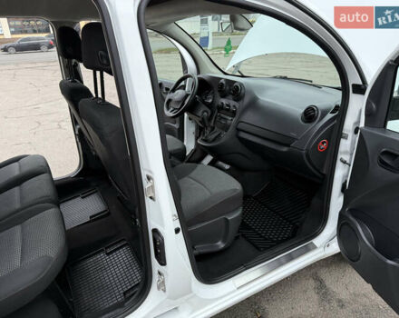 Белый Мерседес Ситан, объемом двигателя 1.5 л и пробегом 127 тыс. км за 13999 $, фото 130 на Automoto.ua