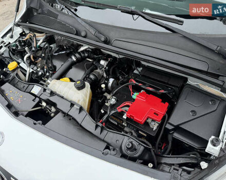 Белый Мерседес Ситан, объемом двигателя 1.5 л и пробегом 127 тыс. км за 13999 $, фото 105 на Automoto.ua