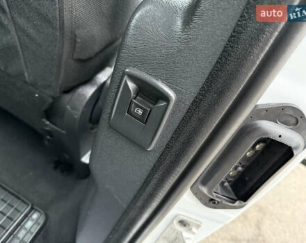 Белый Мерседес Ситан, объемом двигателя 1.5 л и пробегом 127 тыс. км за 13999 $, фото 60 на Automoto.ua