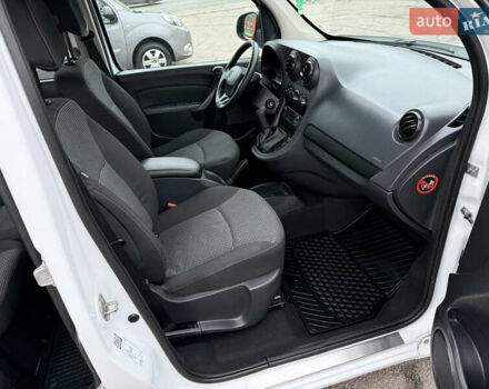 Белый Мерседес Ситан, объемом двигателя 1.5 л и пробегом 127 тыс. км за 13999 $, фото 53 на Automoto.ua