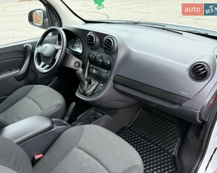 Белый Мерседес Ситан, объемом двигателя 1.5 л и пробегом 127 тыс. км за 13999 $, фото 2 на Automoto.ua